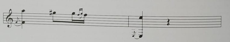 Pasaje melódico con dominante cromática que conduce a la tónica