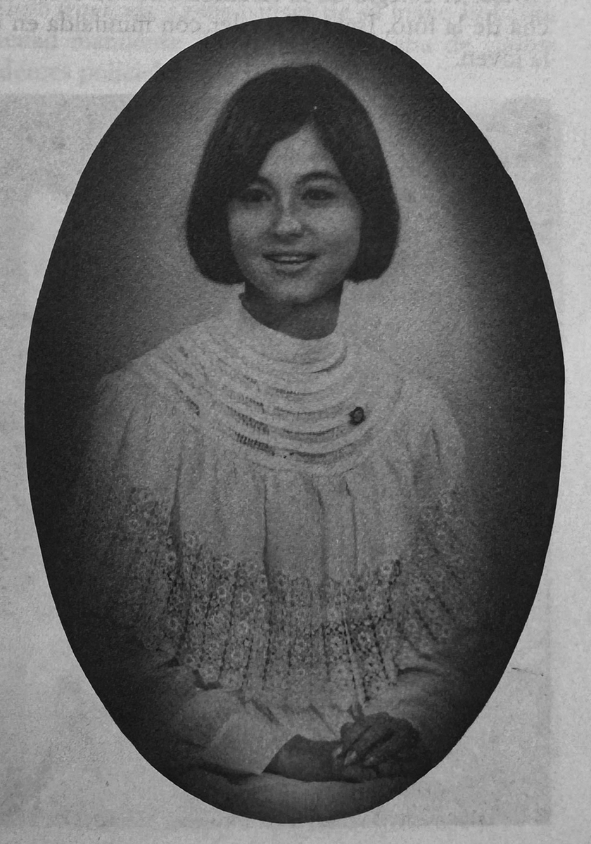  Foto de estudio de Isabel Preysler. 